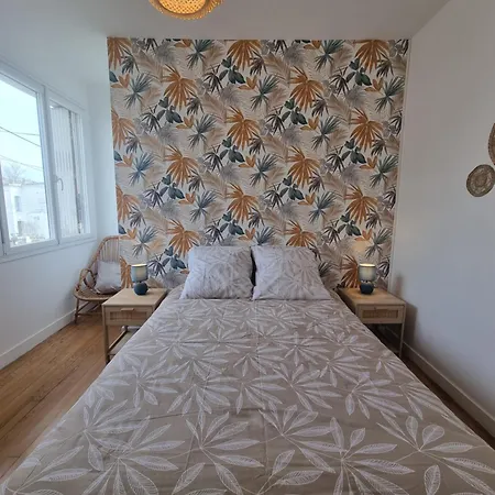 Appartement Les Pieds Dans L'eau 200m Royan